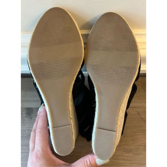 EUC Apt. 9 wedge suede sandals sz 7.5 espadrille minimalist vacation - Picture 7 of 7